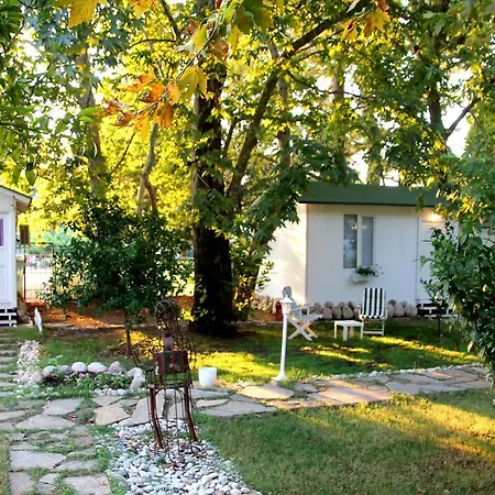 Defne ベッド・アンド・ブレックファスト